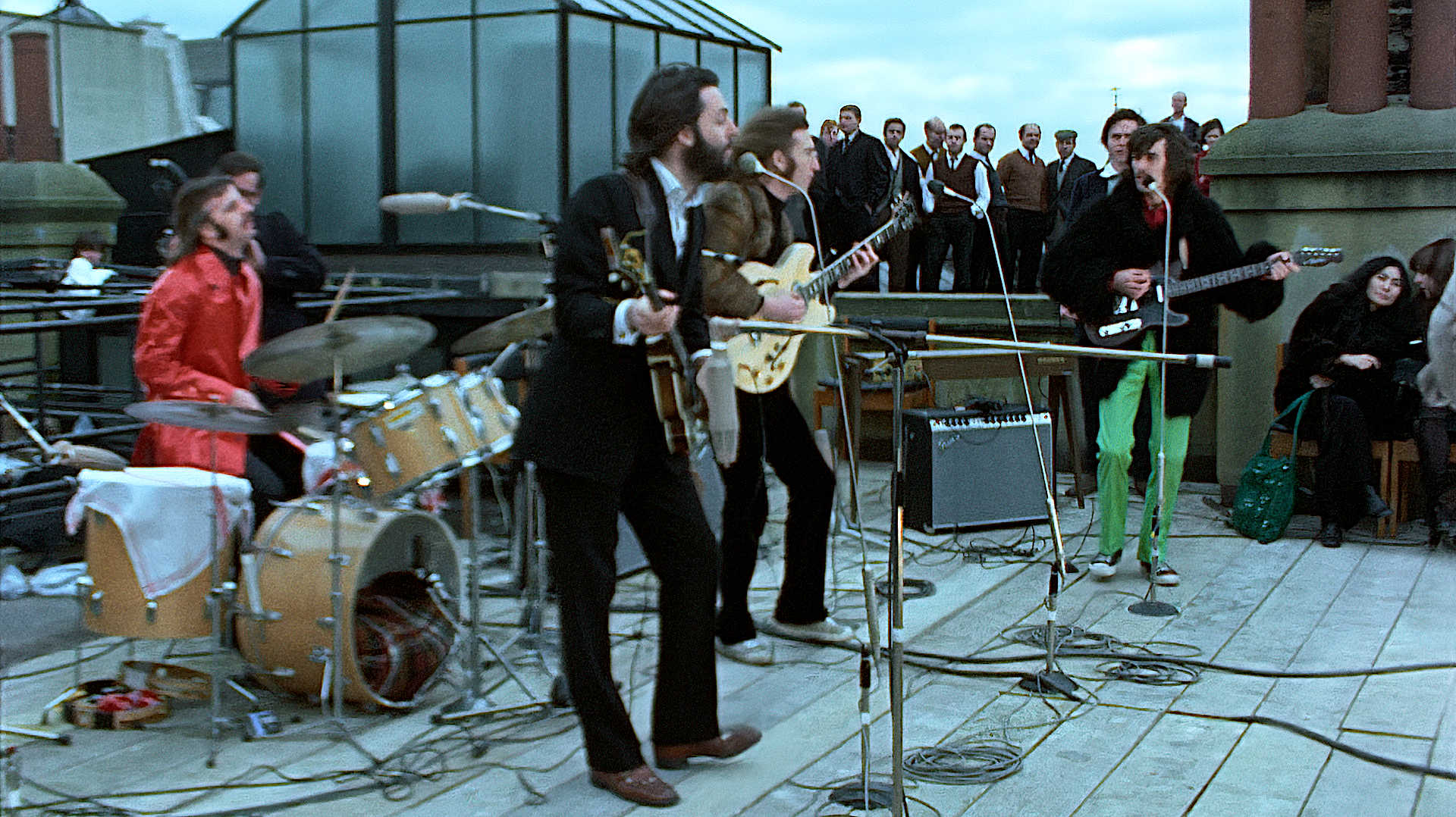 Avec le livre The Beatles : Get Back, embarquez à bord des sessions  rigolardes et fertiles des Fab Four de 1969